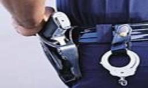 US Police - Gun & Cuffs